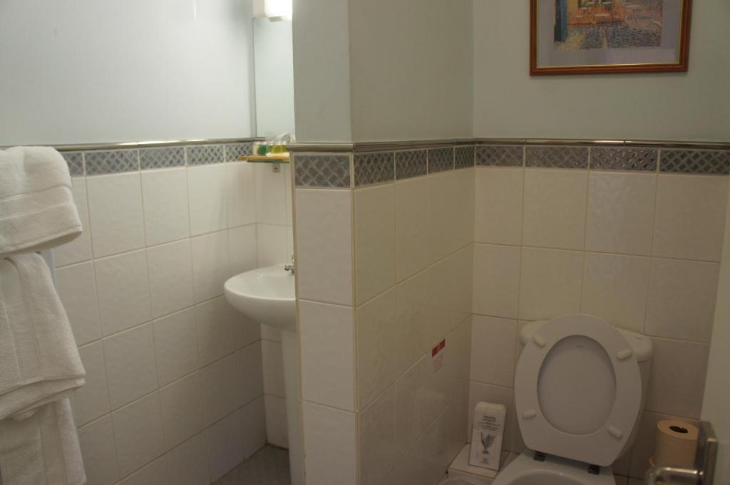 Amazon 3* Oxford